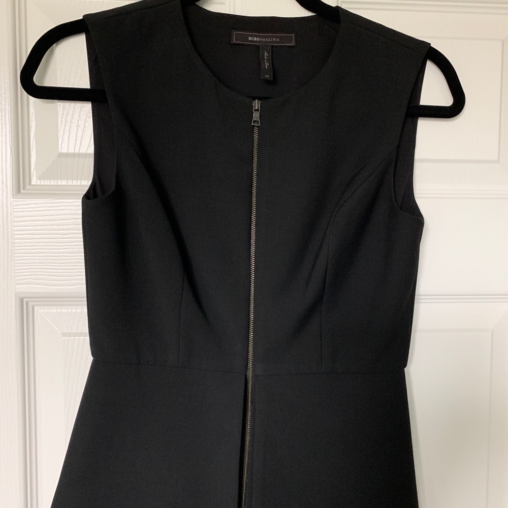 BCBG MAXAZRIA Vest